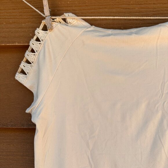 Beautees Girls Cream Top With Lace Sleeves & Embroidered Floral Butterfly Design - Picture 10 of 12